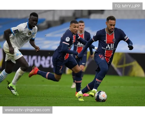 托马森赛季176公里跑动，领跑法甲中场